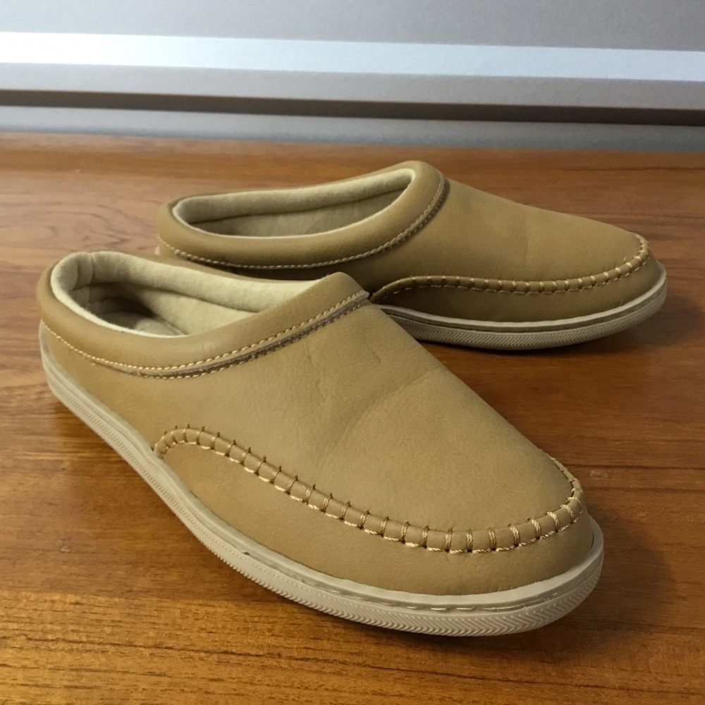 My Pillow My Slipper Tan Leather All Season Slip On Mule Women Size 9